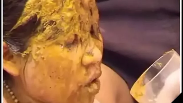 [Sweetmook com] Asian girls are eating dog shit The Brothel 04 [Piss, Scat, Zoo]