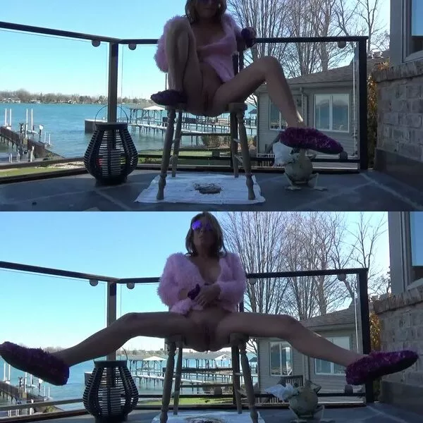 EricaKay: Shitting Outside on a Beautiful Day