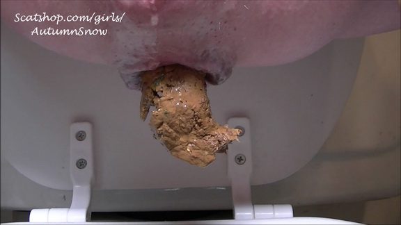 AutumnYoung – 2 HUGE Creamy Shits MASTURBATE