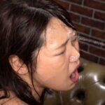 MVG-027 Mochida Shiori 変態公衆便所 タンツボ肉便器女 グローリークエスト(GQE) フェチ Piss Drinking