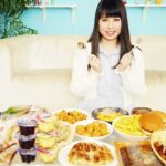 FONE-106 ドヤ!極太一本糞!大食いTV出演フードファイターみひろ 食欲と性欲が強すぎてドカ食い脱糞∞ループ First Star Defecation