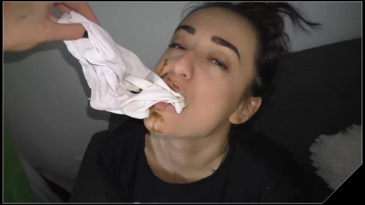 HotDirtyIvone Im Eat Sarah Shit [panty pooping, Fetish, shit, smearing, defecation, Scat]