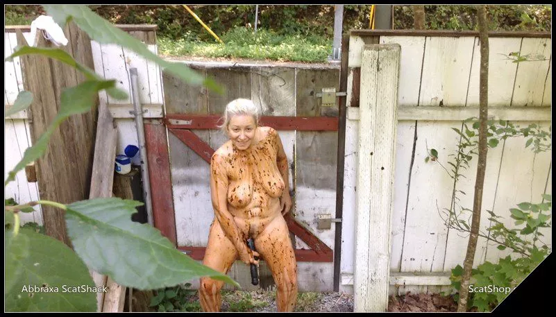 Road Side Scat Fun Abbraxa [amateur scat porn, New Poop Videos, Scat solo]