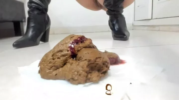 CherryPie Special red poop