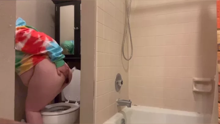 Countessxxxtina- Destroyer of Toilets