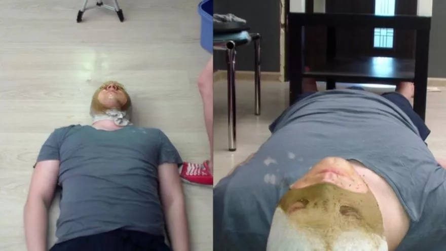 Double morning treat for the toilet slave with MilanaSmelly