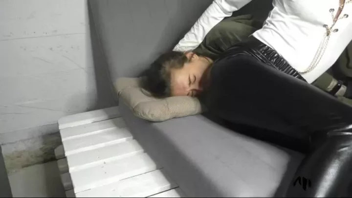 HotDirtyIvone tortures Sarah Angie!