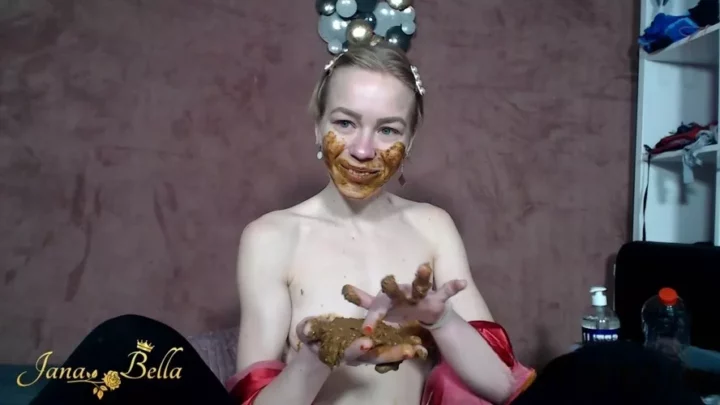 JanaBella I eat my shit and use it as make-up