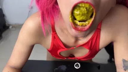 Screenshot 4 from janet I Said Eat My Shit