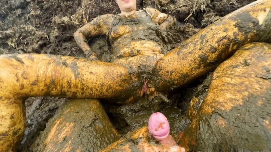 Lyndra Lynn Nearly Caught On The Dung Pile
