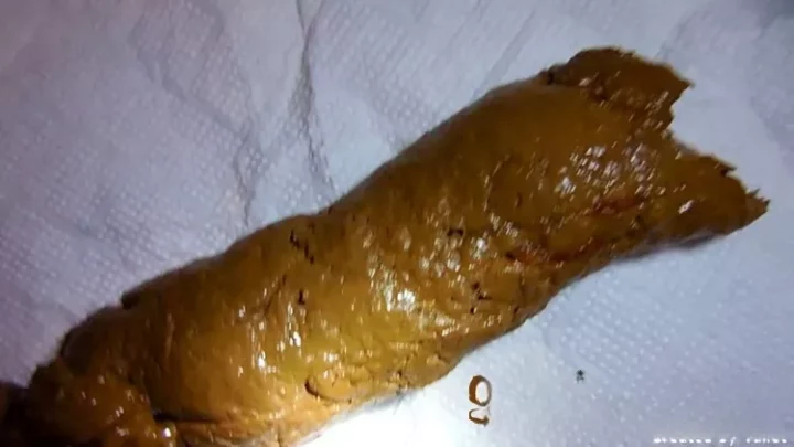 MiaRoxxx Sujmmer skirt, spread, poop! 141