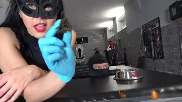 MISTRESS GAIA TRAINING MY NEW TOILET Submissive Pt2