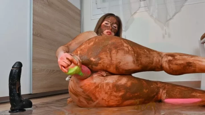 Ninounini EATING SHIT ON VALENTINES DAY