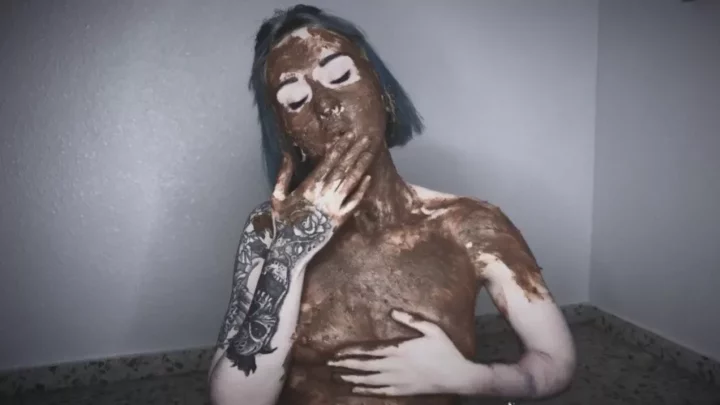 Really Dirty Girl with SHIT