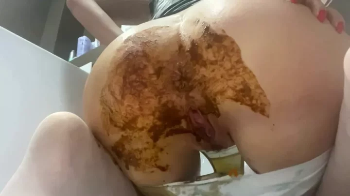 Thefartbabes Juicy And Tasty